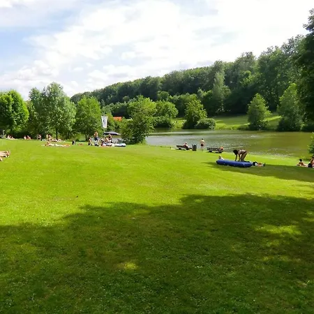 Apartman Sonnige Suedwohnung Mit Terrasse, Badesee *