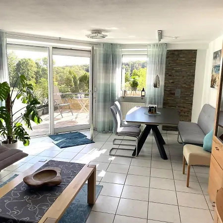 아파트 Sonnige Suedwohnung Mit Terrasse, Badesee