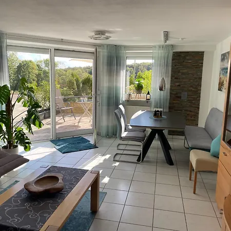 アパート Sonnige Suedwohnung Mit Terrasse, Badesee *