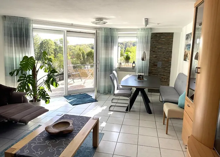 Lejlighed Sonnige Suedwohnung Mit Terrasse, Badesee